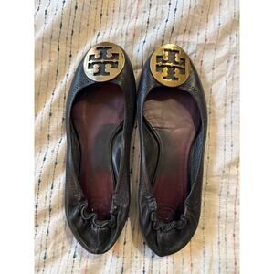 Tory Burch Reva Ballet Flats Black Leather Gold Logo Medallion Size 8